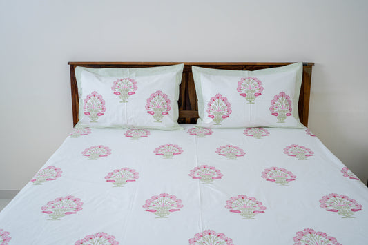 Guldasta l |Handblock printed Bedsheet|Double bed: Queen Size|300 TC Premium Cotton|Complementing pillow covers