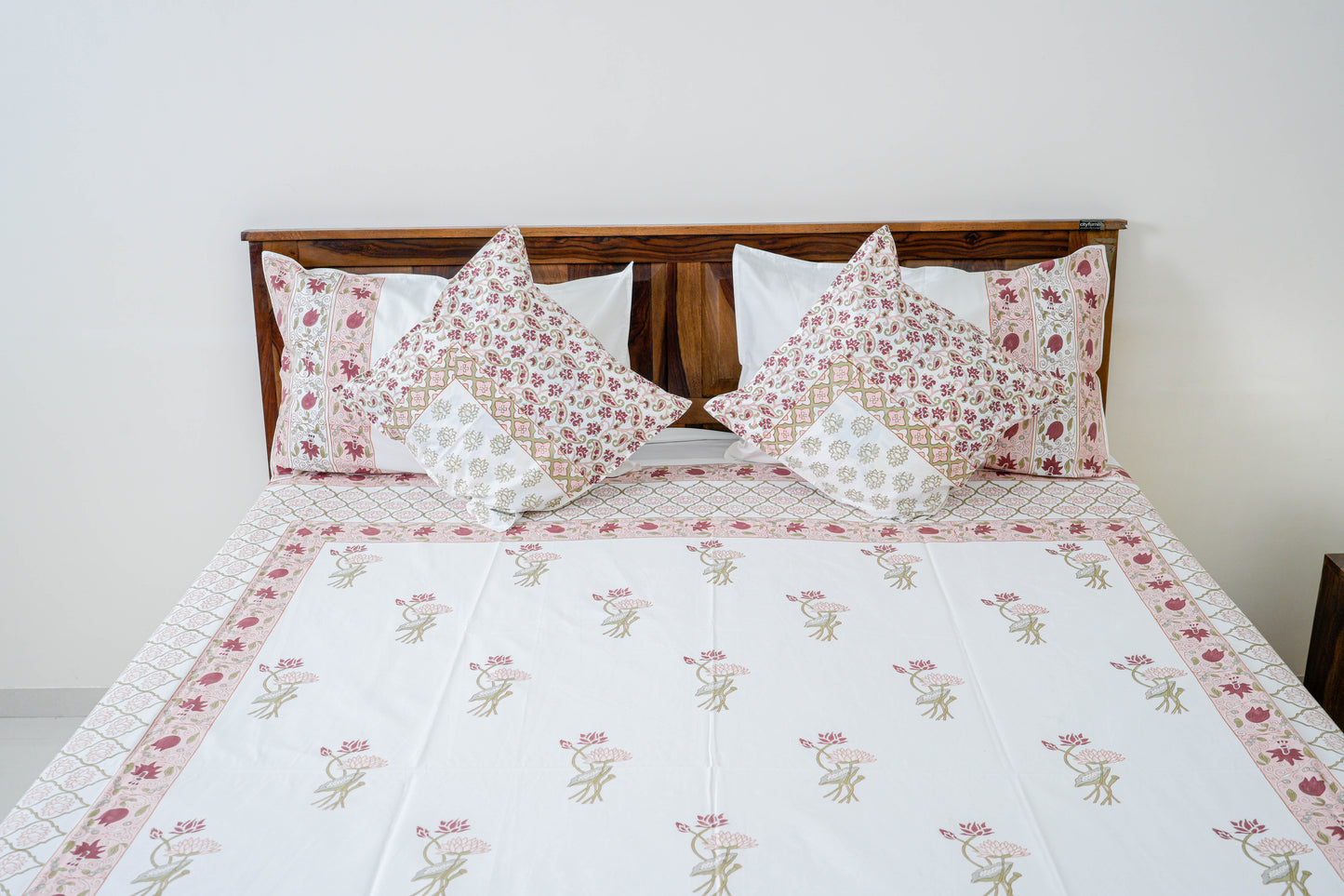 Blooming Lotus | Handblock printed Bedsheet|Double bed: King Size |400 TC Premium Cotton|Complementing pillow and cushion covers