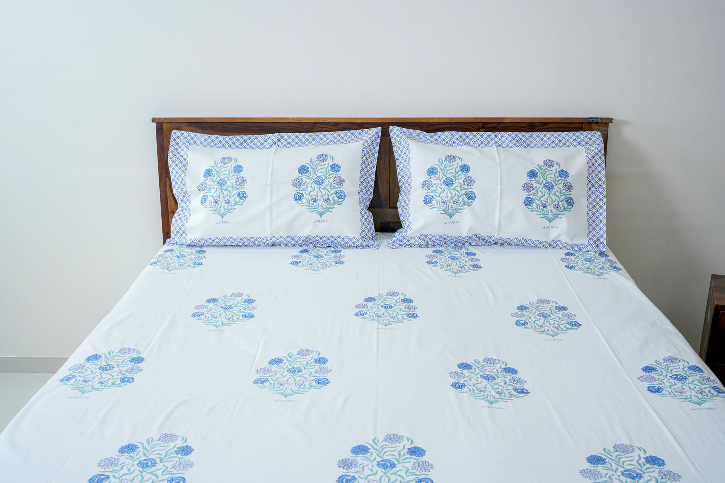 Royal Blueganza |Handblock printed Bedsheet|Double bed: Queen Size, King Size |300 TC Premium Cotton|Reversibe pillow covers