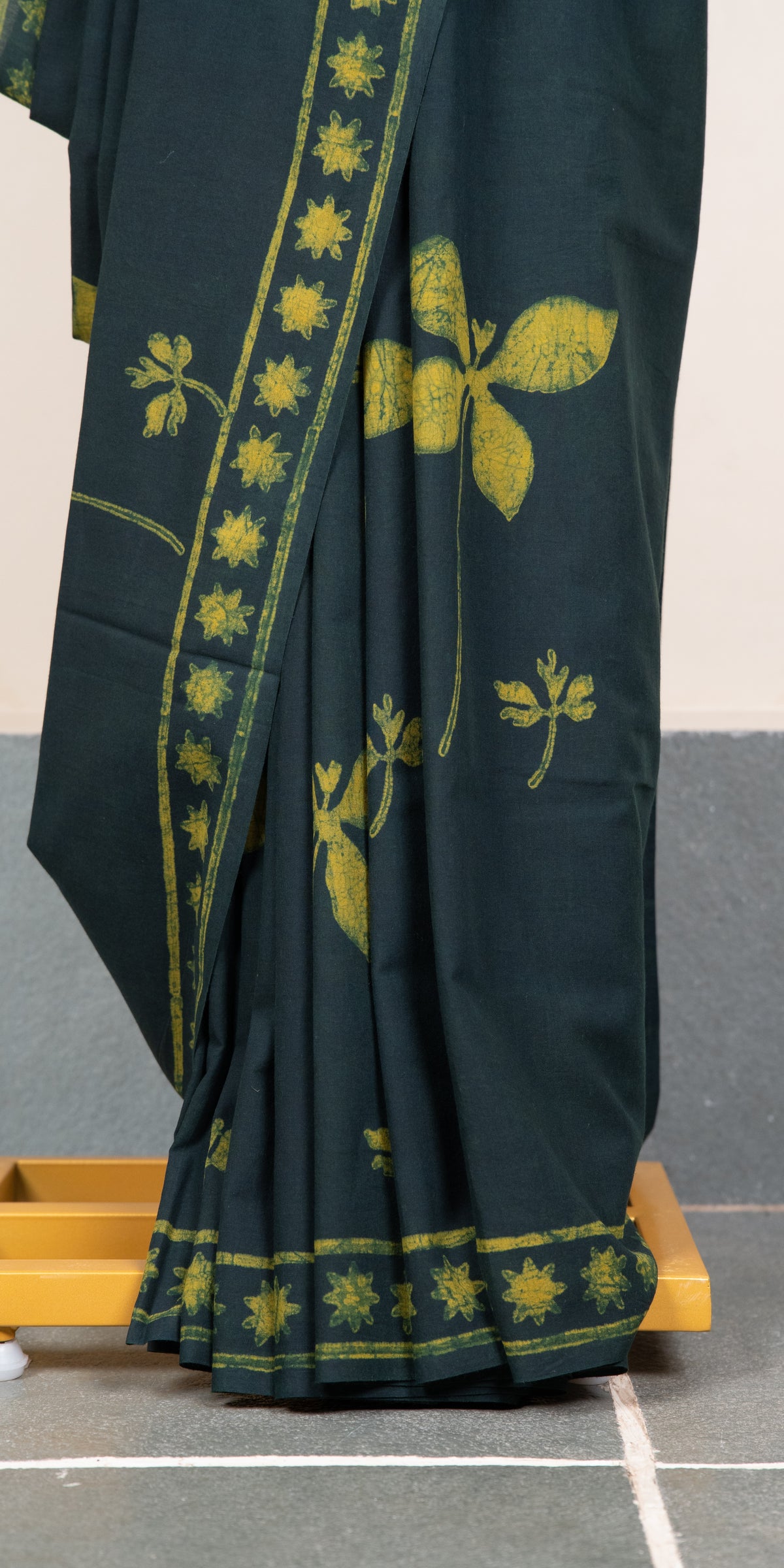 Akola Dabu Blockprinted Cotton Saree # 87