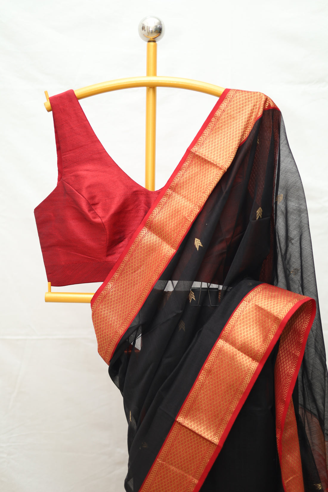 Maheshwari Zari Butti Double Zari Border Saree # 39
