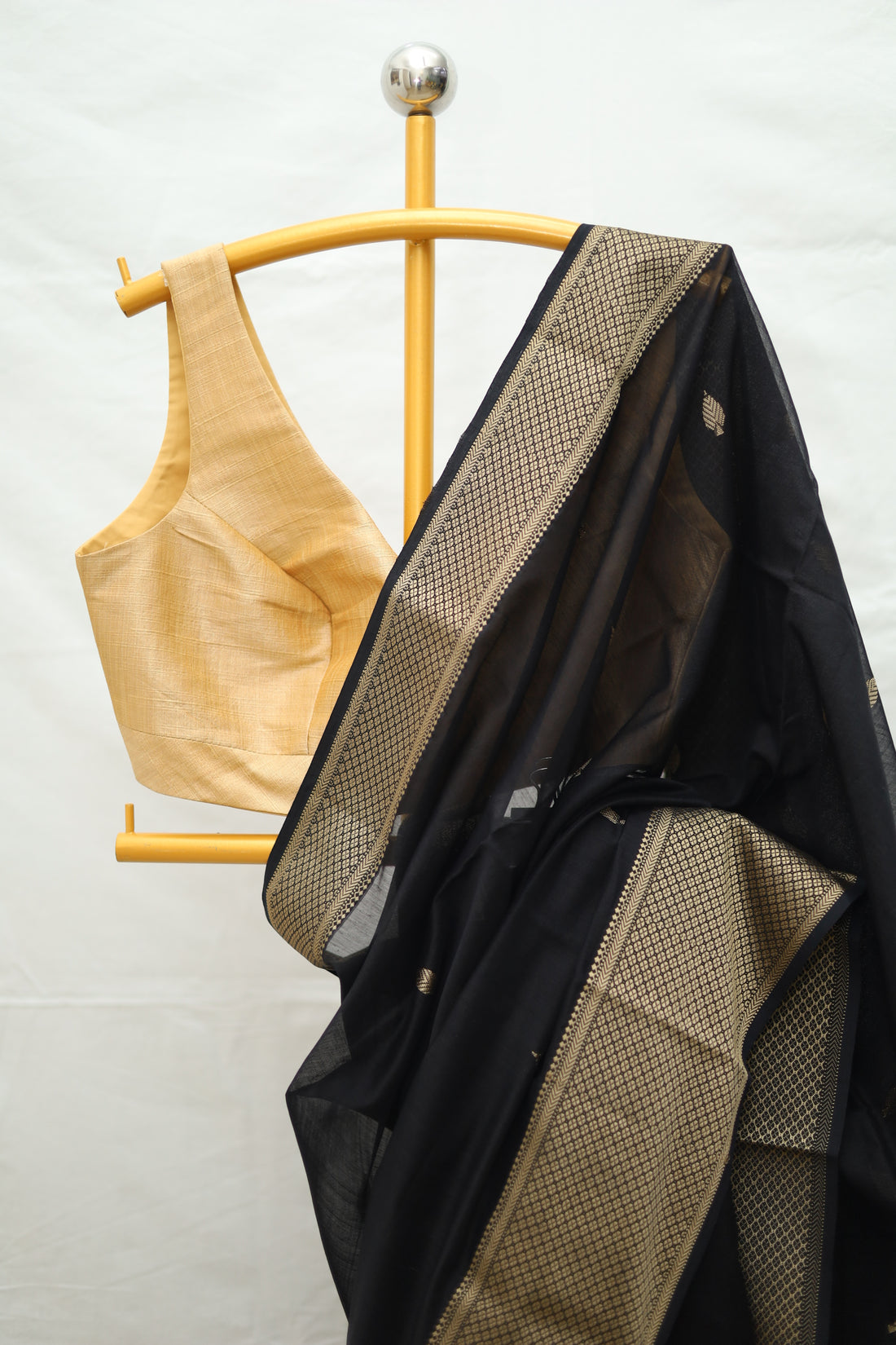 Maheshwari Resham Butta Saree # 43