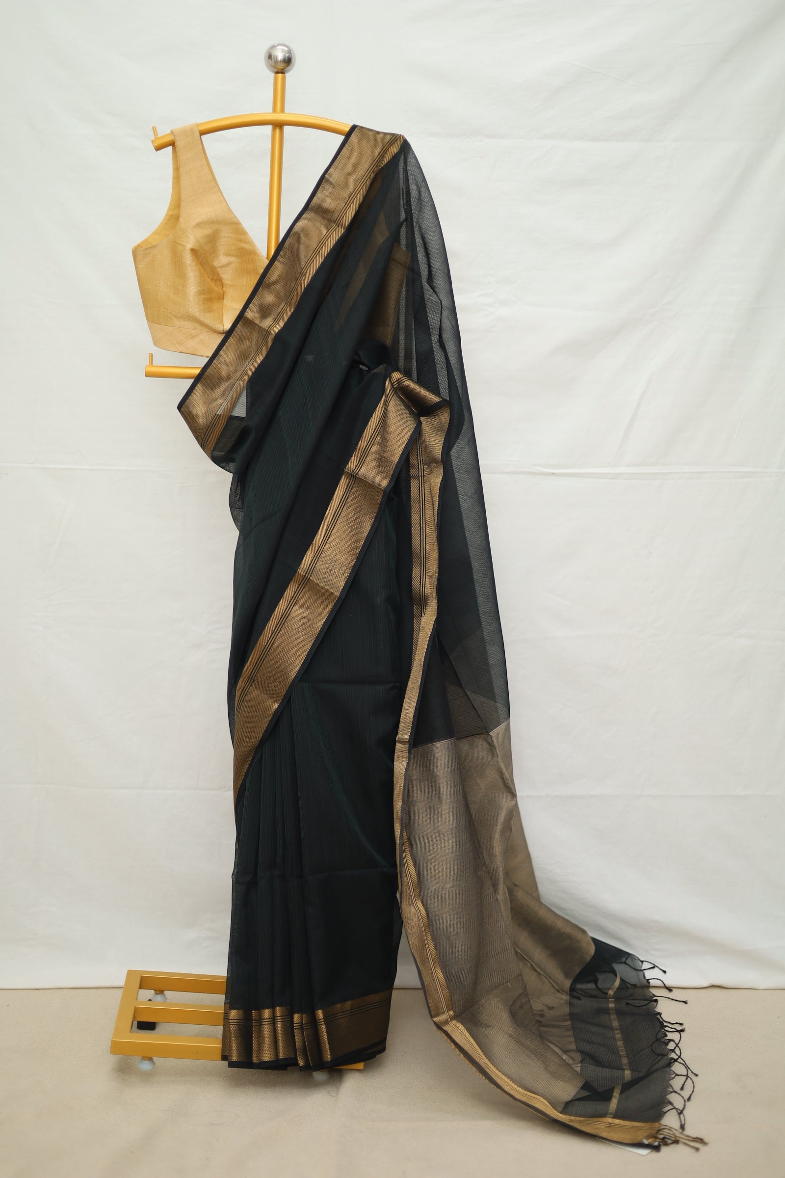 Maheshwari Selfchecks Saree with Zari Border , Saree # 44