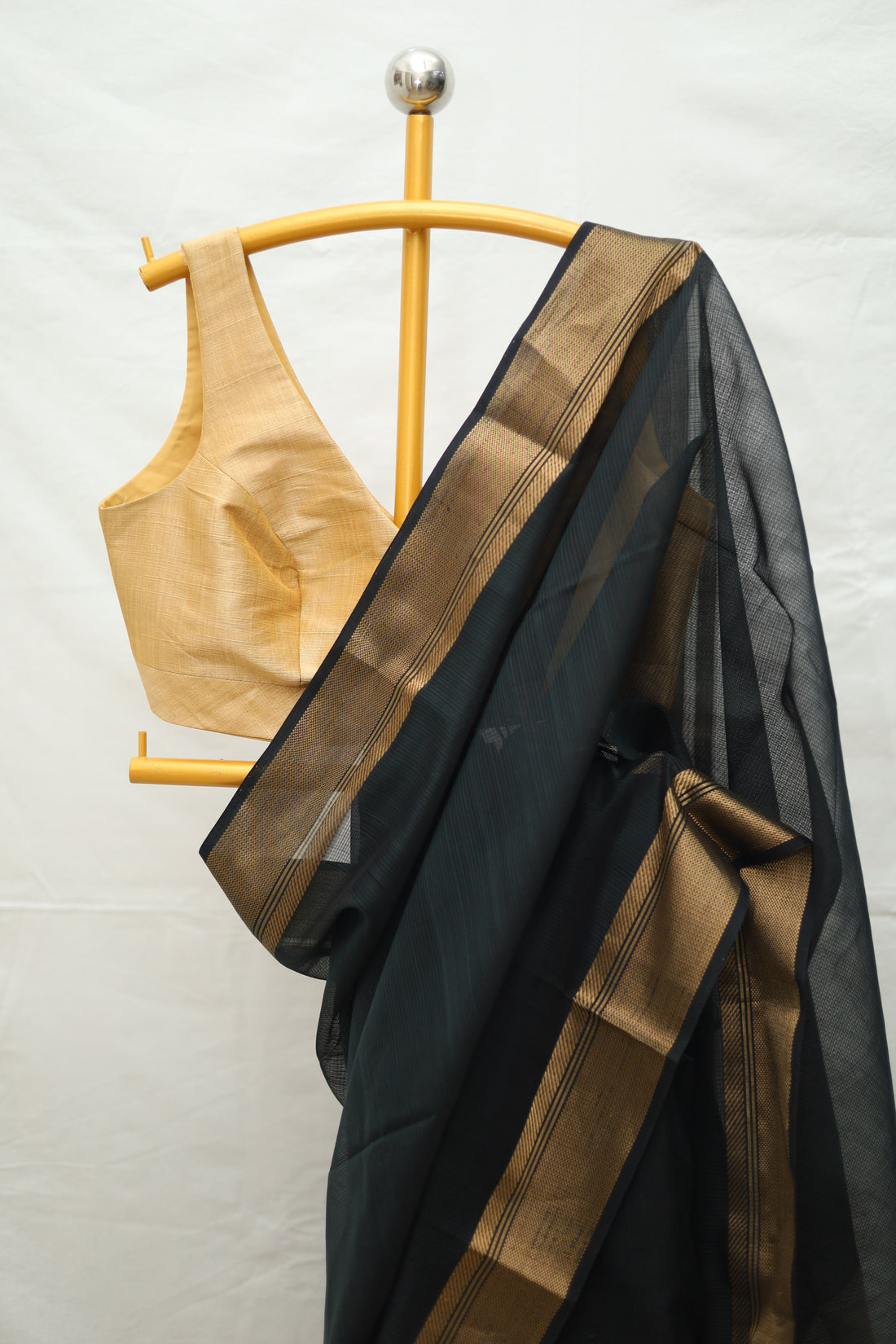 Maheshwari Selfchecks Saree with Zari Border , Saree # 44