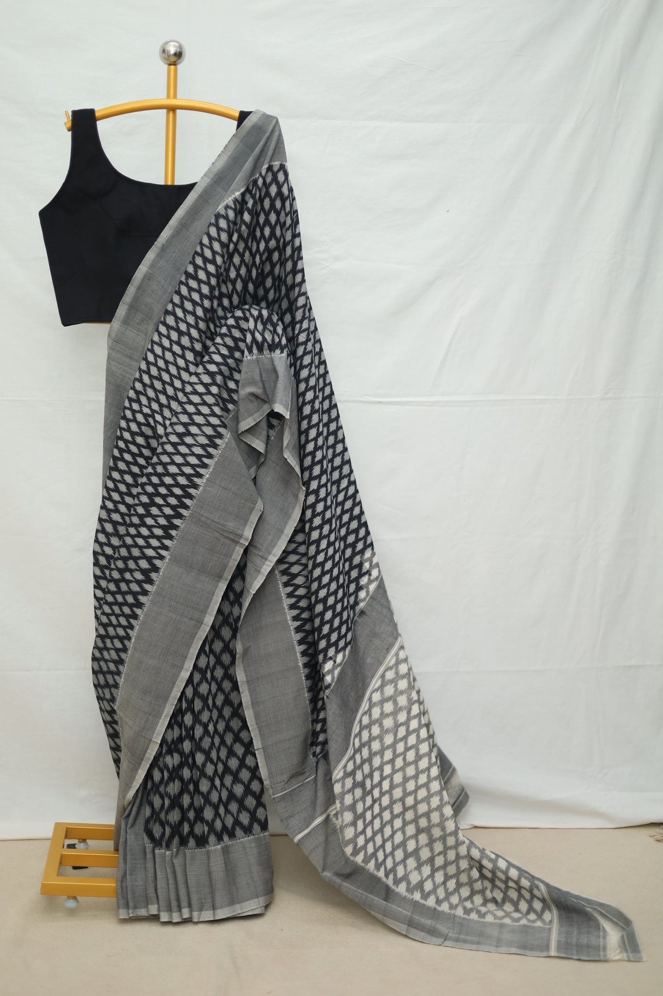 Pochampally Ikkat Saree # 48