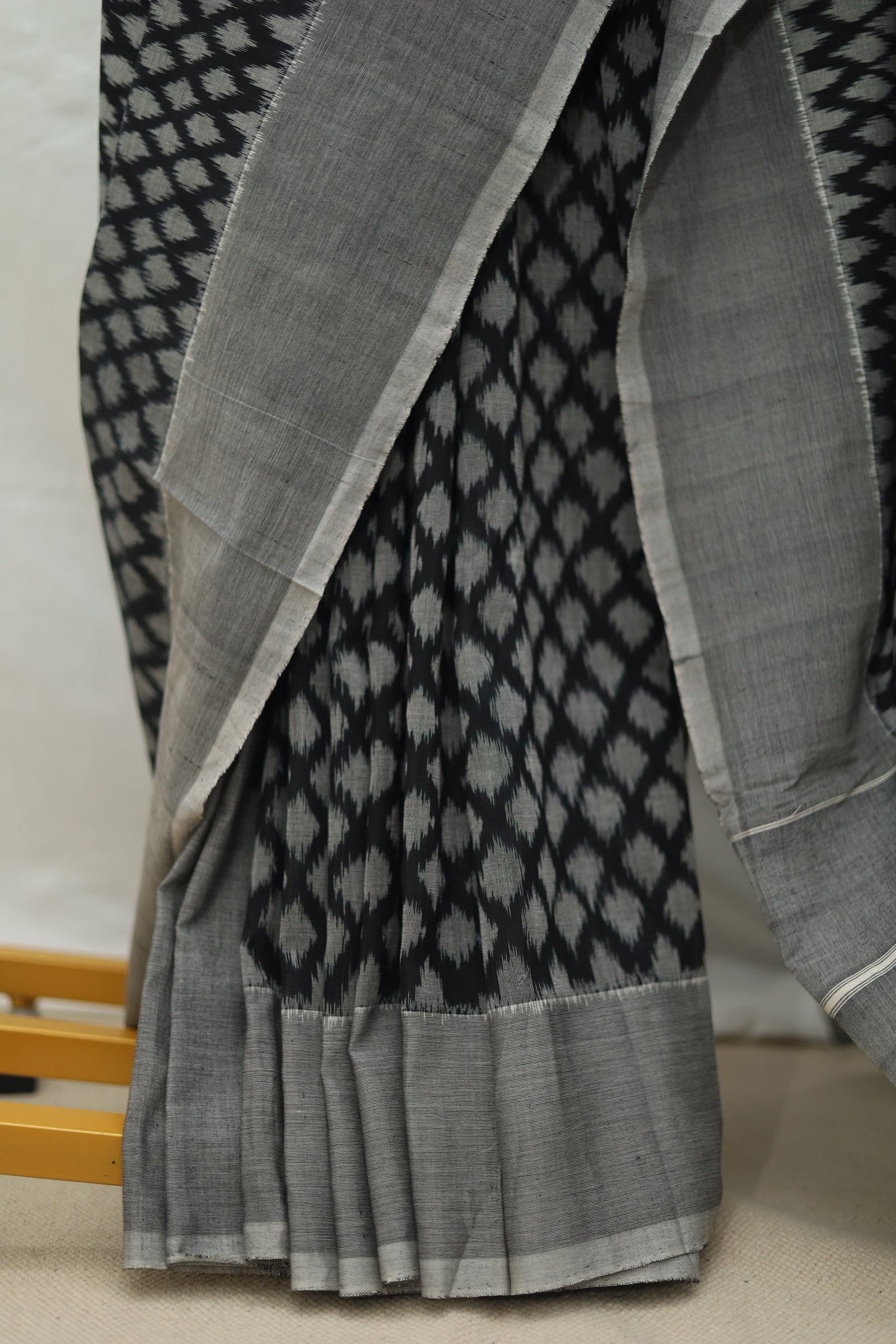 Pochampally Ikkat Saree # 48