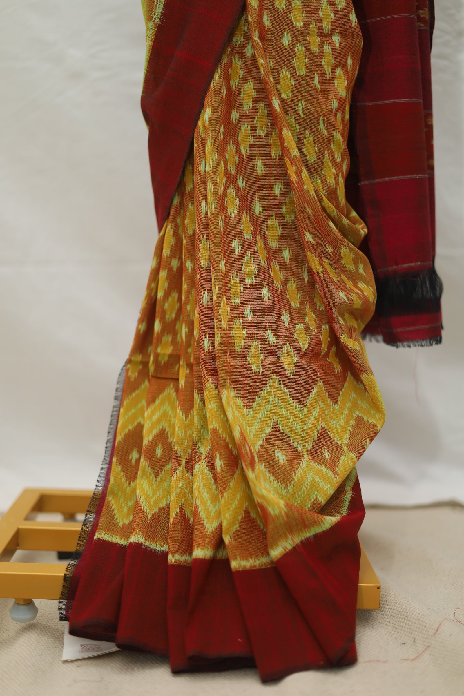 Pochampally Ikkat Saree # 52