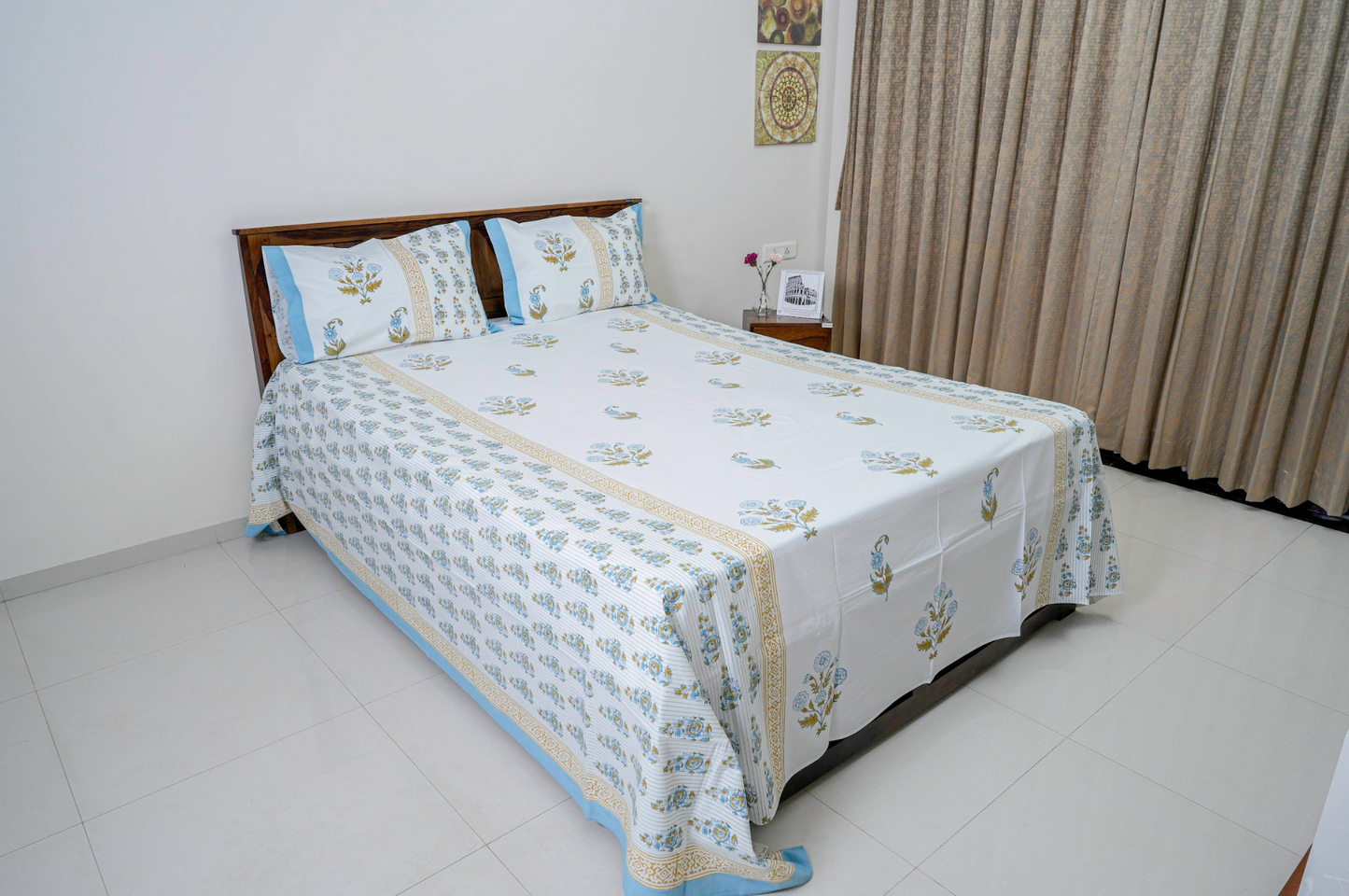 Summer freshness| Handblock printed Bedsheet|Double bed: King Size |300 TC Premium Cotton|Reversibe pillow covers