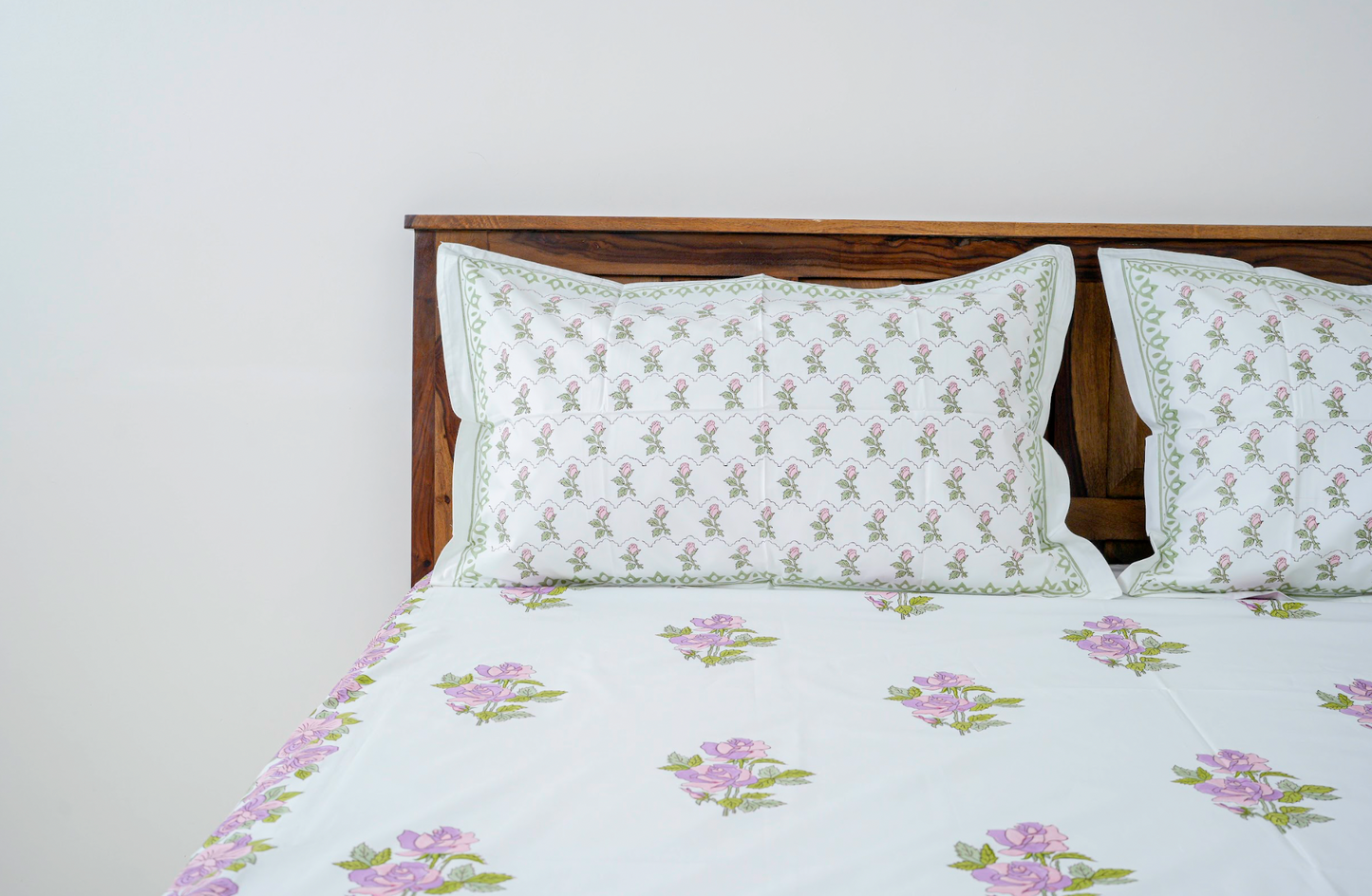 Bed of roses | Handblock printed Bedsheet|Double bed: King  Size |400 TC Premium Cotton| Complementing pillow covers