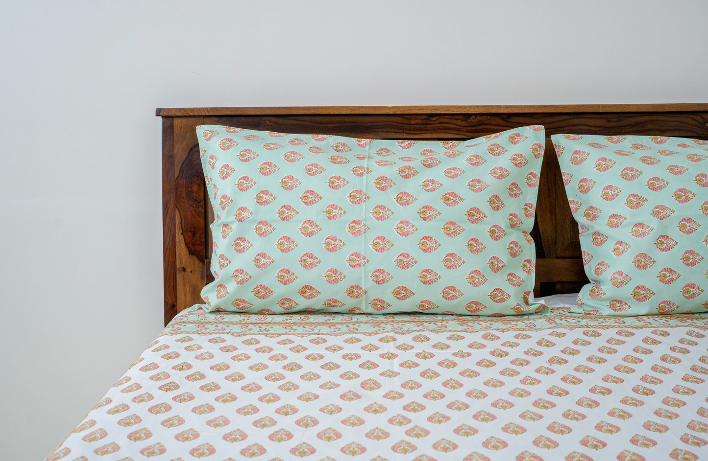 Leafy Peacock| Handblock printed Bedsheet|Double bed: King  Size |400 TC Premium Cotton| Complementing pillow covers