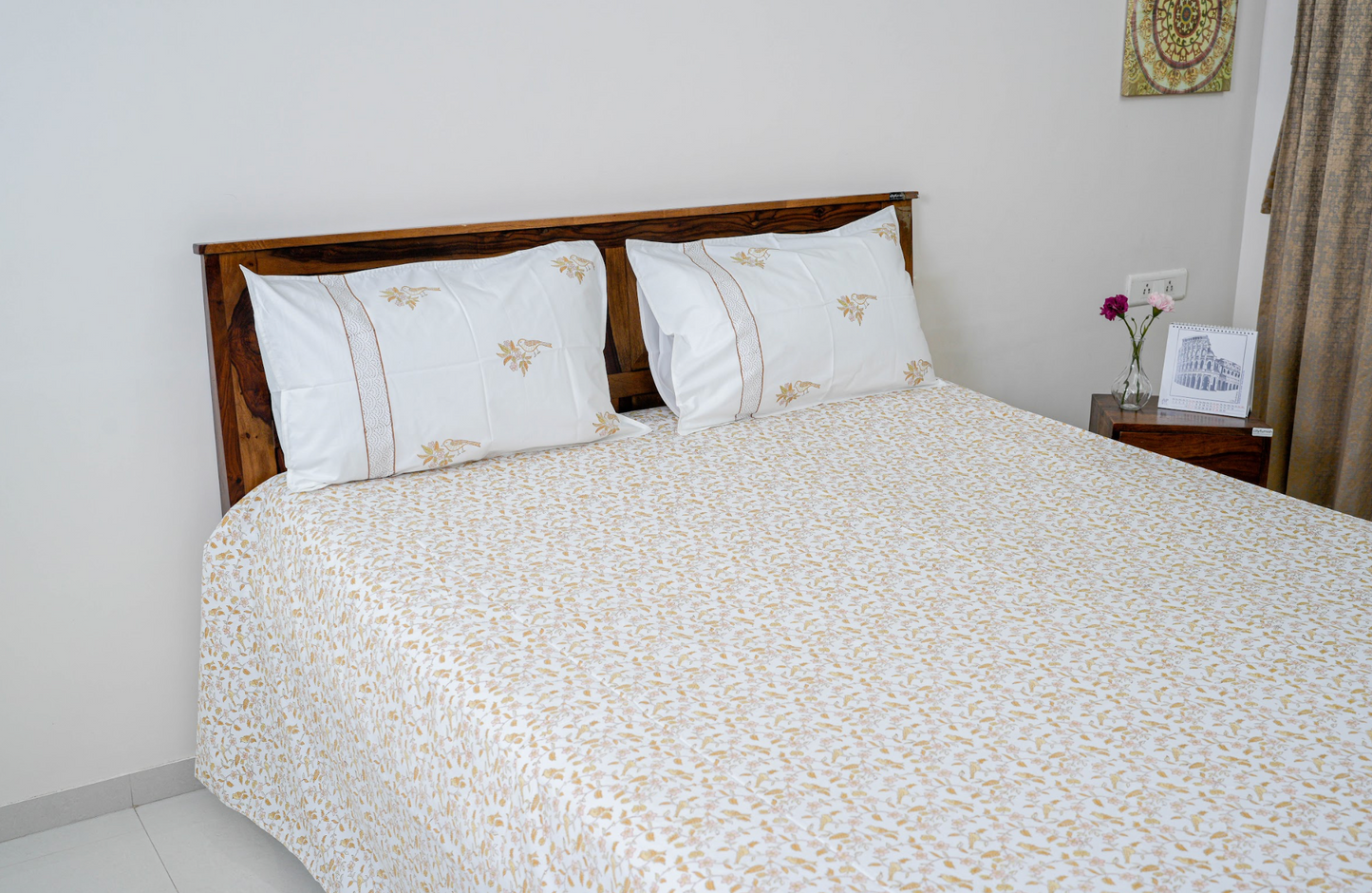 Chidiyaan| Handblock printed Bedsheet|Double bed: King Size |400 TC Premium Cotton| Complementing pillow covers