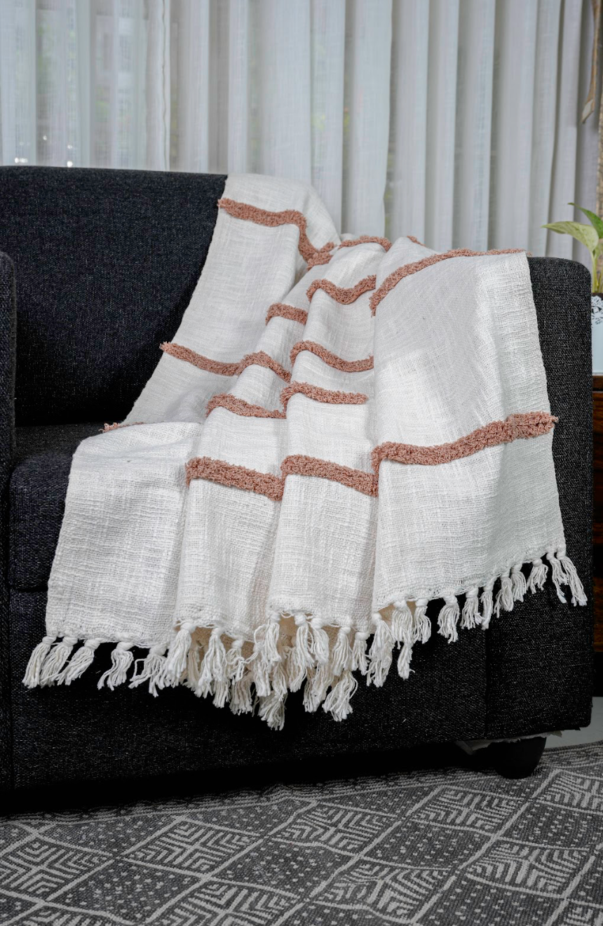 Tufted Sofa throw with tassels| Cotton Yarn