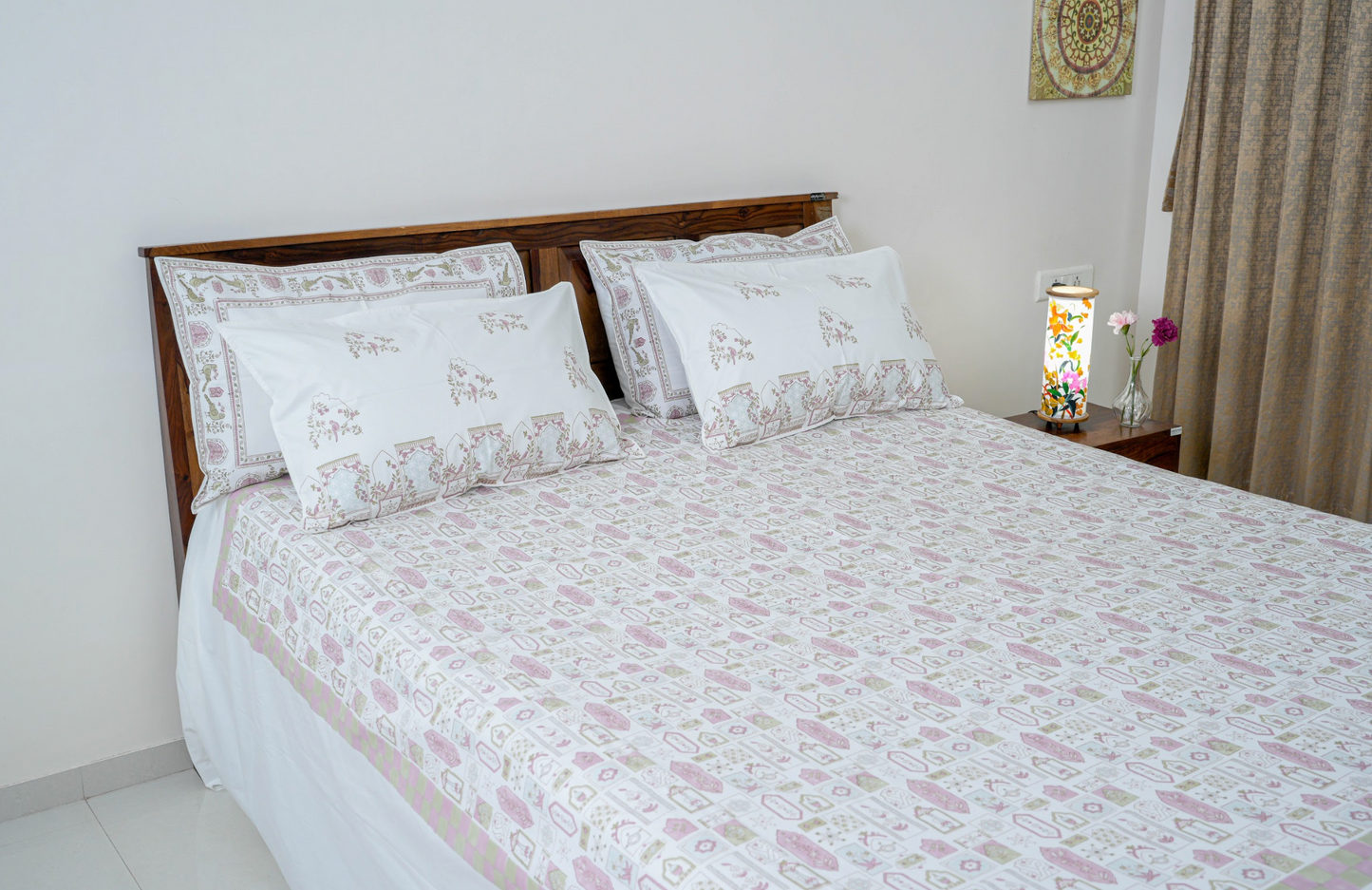 Lavender Love | Handblock printed Bedsheet|Double bed: King Size |400 TC Premium Cotton|4 Complementing pillow covers in two designs