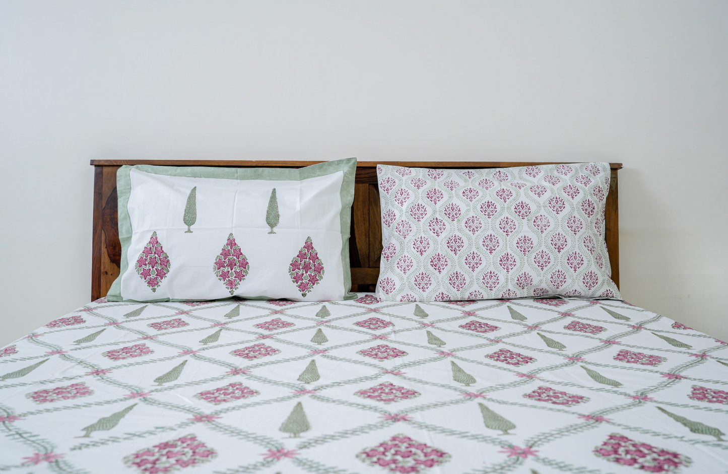 Cypress leaves and star flowers| Handblock printed Bedsheet|Double bed: Queen Size|300 TC Premium Cotton|Complementing pillow covers