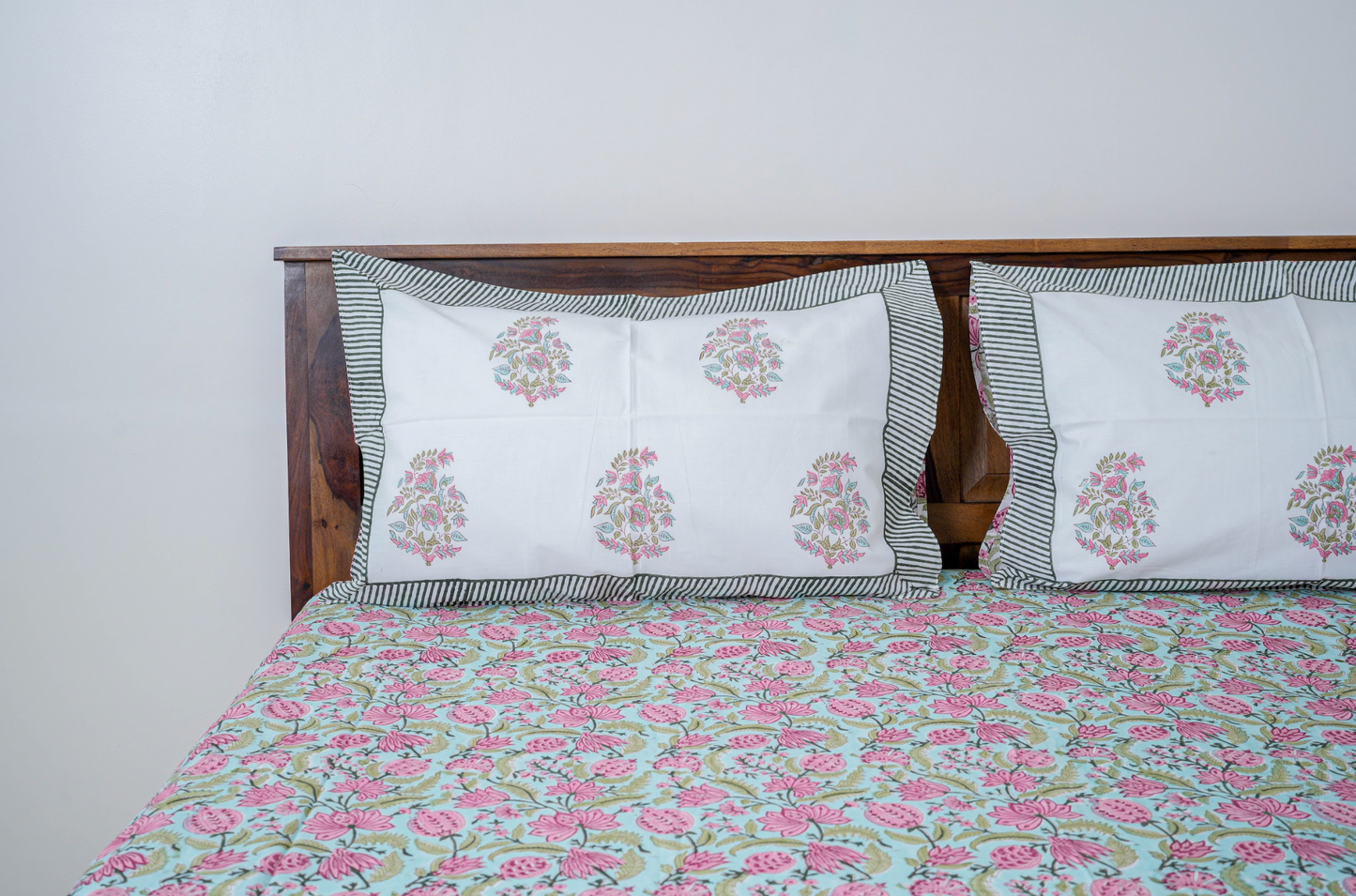 Pink roses on blue|Handblock printed Bedsheet|Doublebed: Queen and King Size|300 TC Premium Cotton|Complementing pillow covers