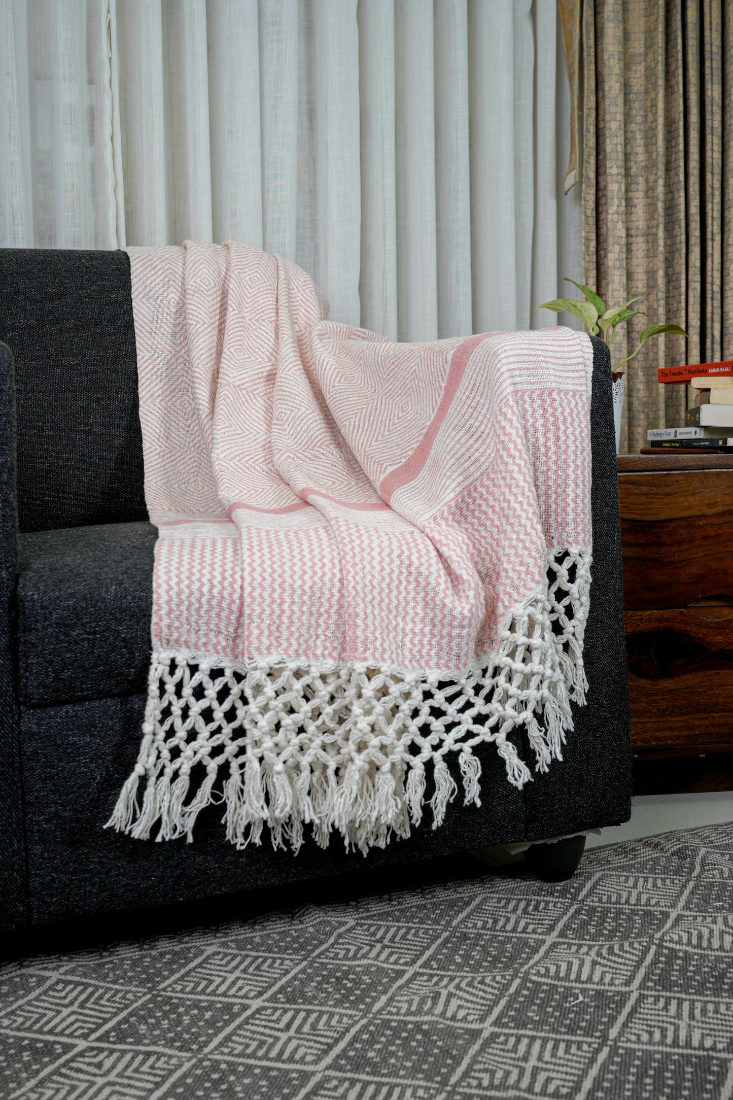 Handblock printed Sofa throw with tassels| Cotton Yarn